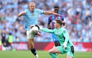 Henderson thoát thẻ đỏ trong trận chung kết FA Cup: Quyết định gây tranh cãi của VAR