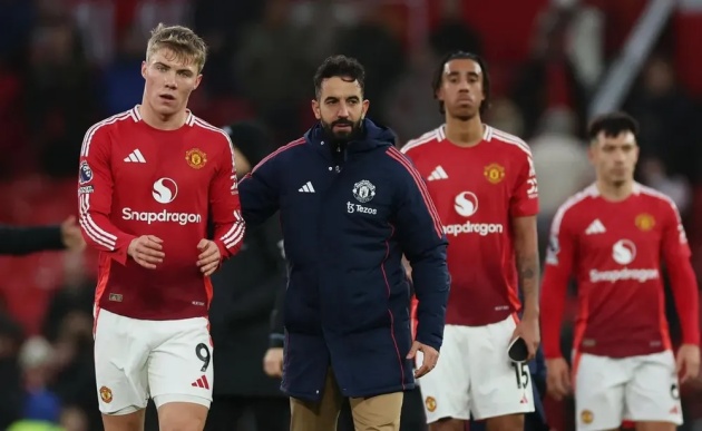 Từ Vinh Quang Europa League 2017 Đến Thử Thách Khốc Liệt Hiện Tại Của MU: Niềm Tin Mong Manh Vẫn Còn Đó