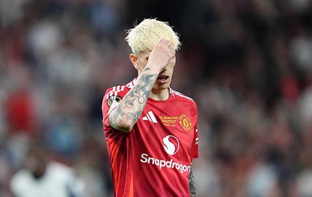 Sai lầm chí mạng của Man United: Bỏ lỡ cơ hội 60 triệu bảng và đẩy Garnacho vào bế tắc